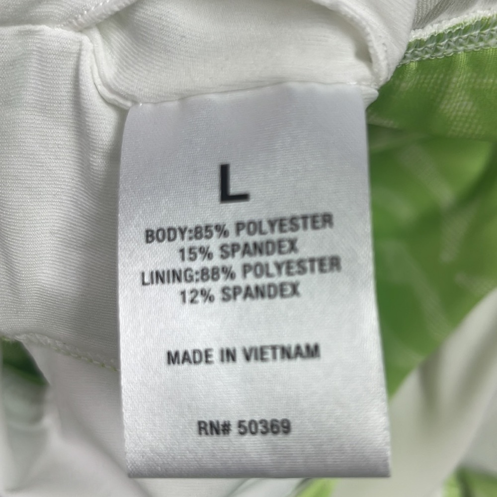 Brand new with tags Woman’s Juicy Couture Sport - Z-pop bra. Size is Large. - Picture 14 of 14